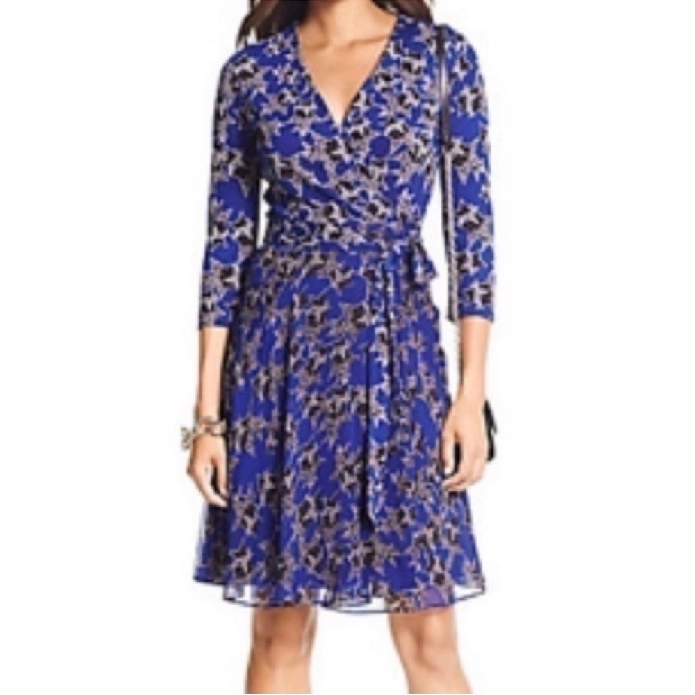 Diane von Furstenberg IRINA Blue Celestial Chic in Gilmore Core Silk Wrap Dress